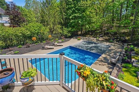 6165 Loch Lomond Court Solon OH 44139