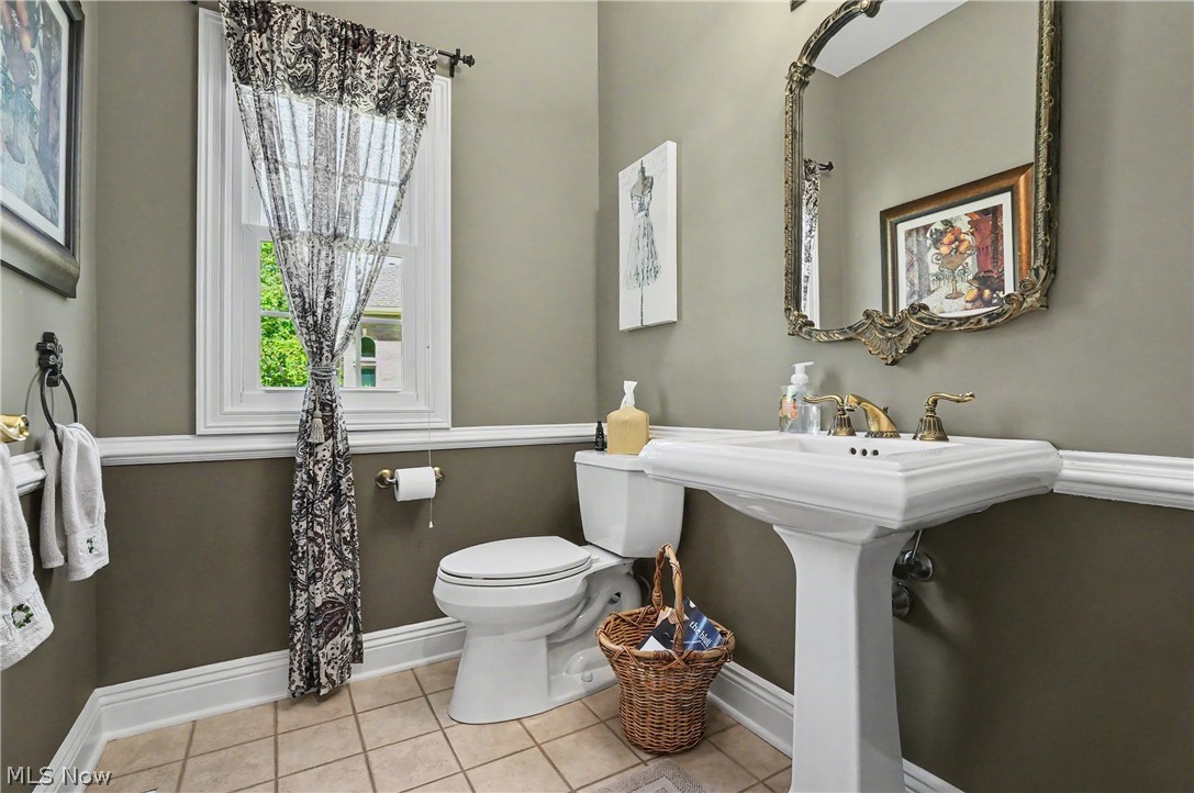 6165 Loch Lomond Court Solon OH 44139