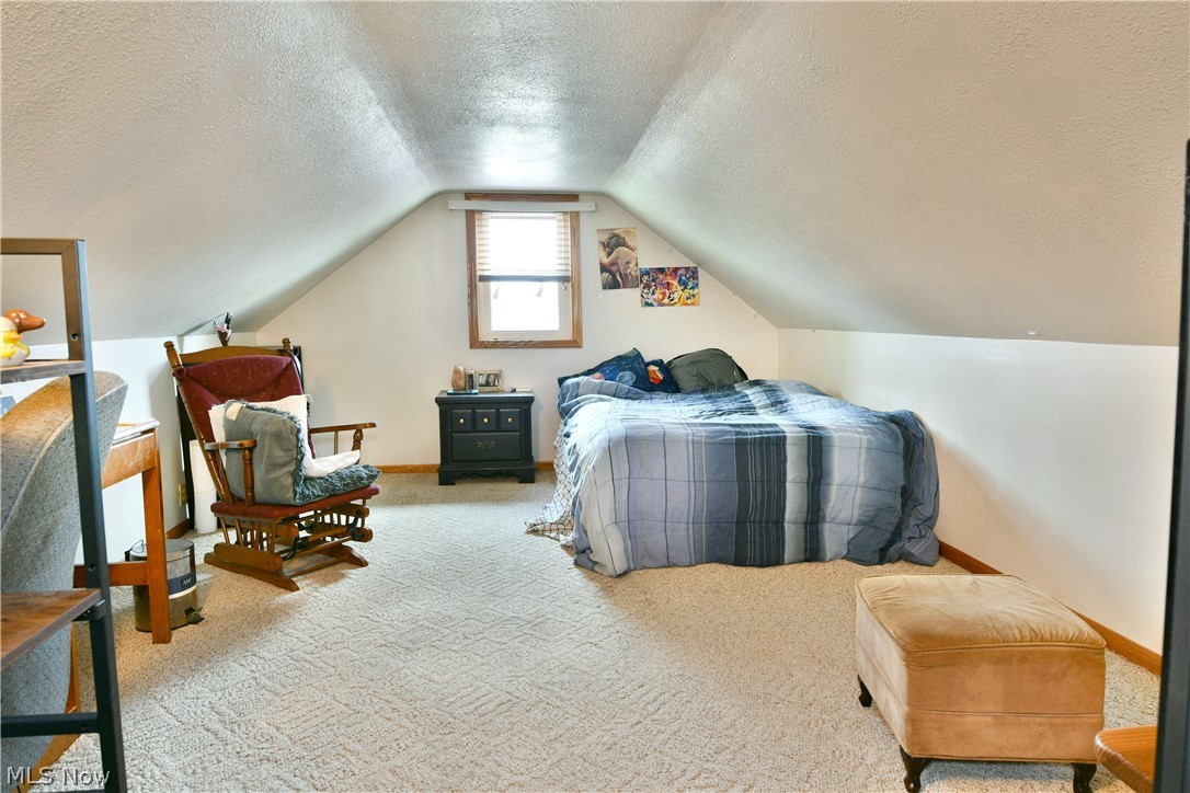 4995 Parkman Road NW Warren OH 44481