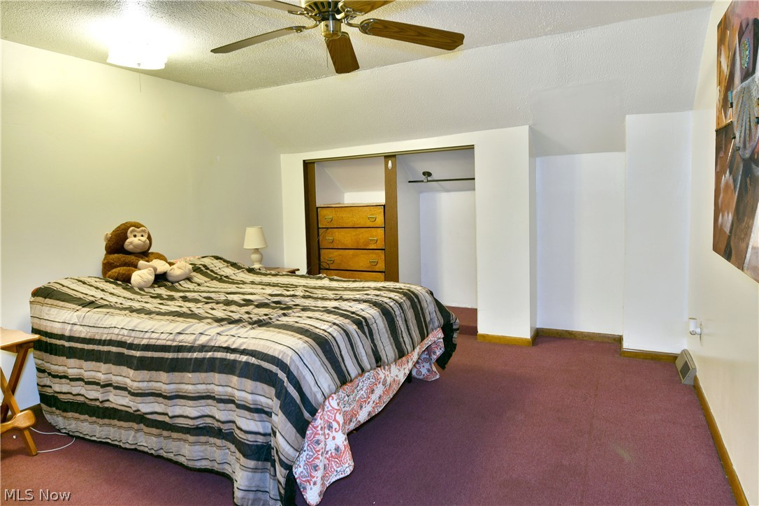 4995 Parkman Road NW Warren OH 44481