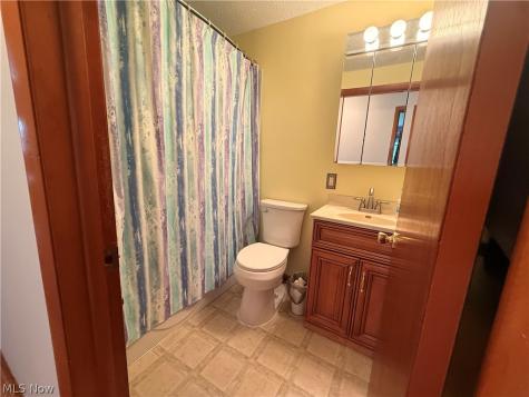 5236 Oakcliff Street SW Canton OH 44706