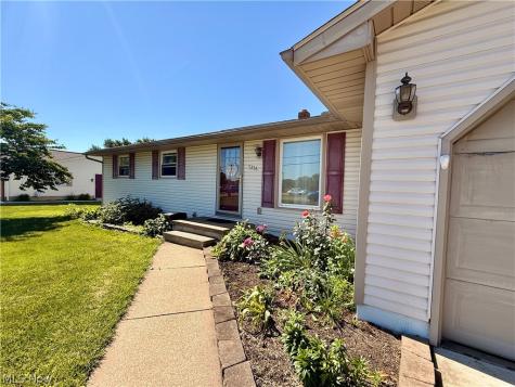 5236 Oakcliff Street SW Canton OH 44706