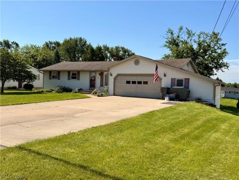 5236 Oakcliff Street SW Canton OH 44706
