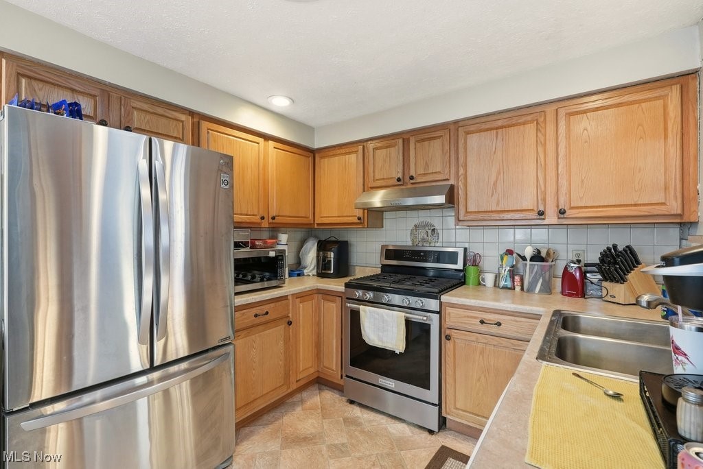 661 Mill Road Ravenna OH 44266