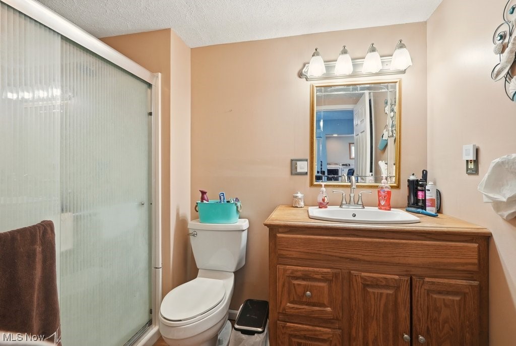 661 Mill Road Ravenna OH 44266