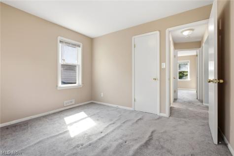 2915 Tampa Avenue Cleveland OH 44109