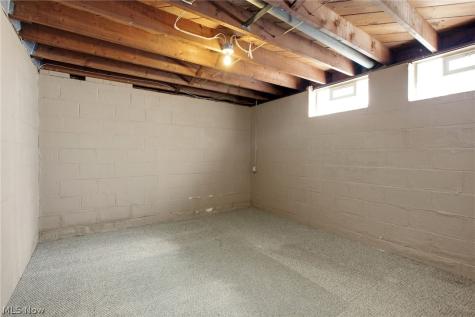2915 Tampa Avenue Cleveland OH 44109