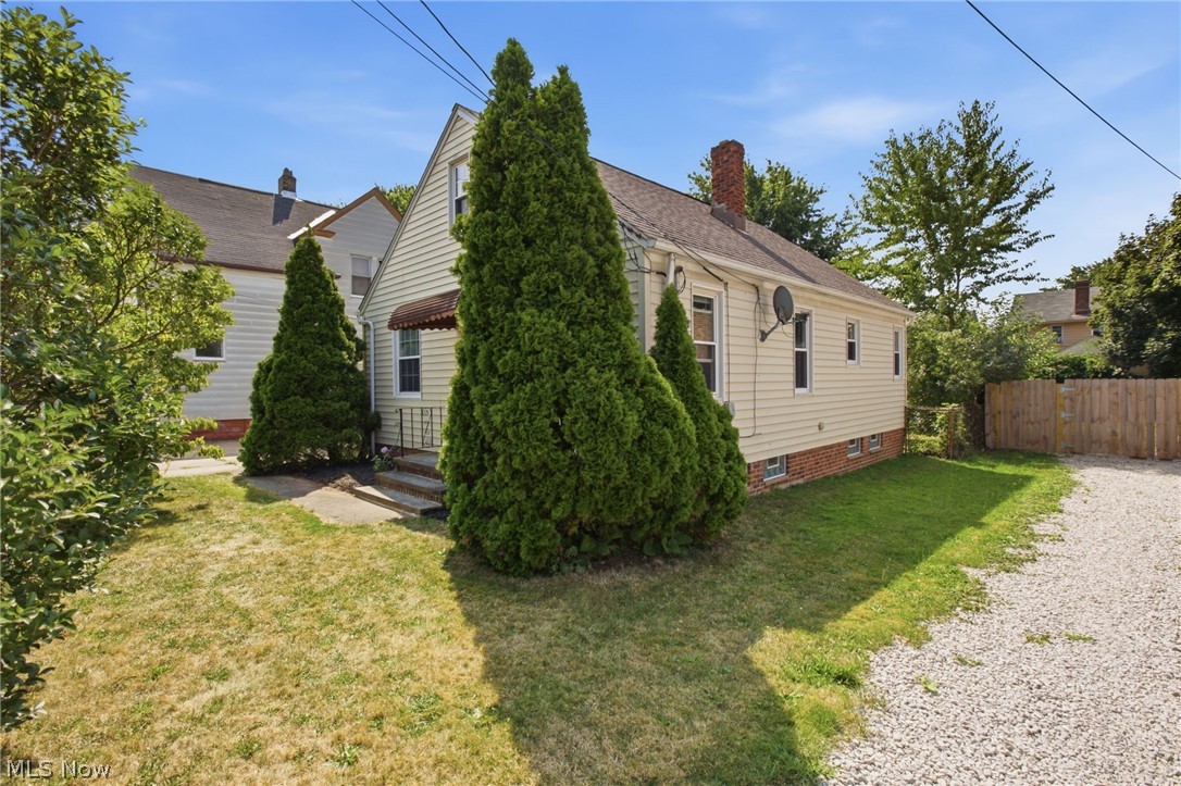 2915 Tampa Avenue Cleveland OH 44109