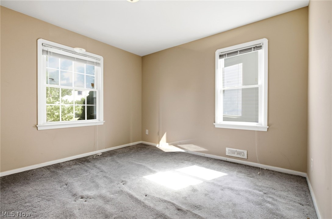 2915 Tampa Avenue Cleveland OH 44109