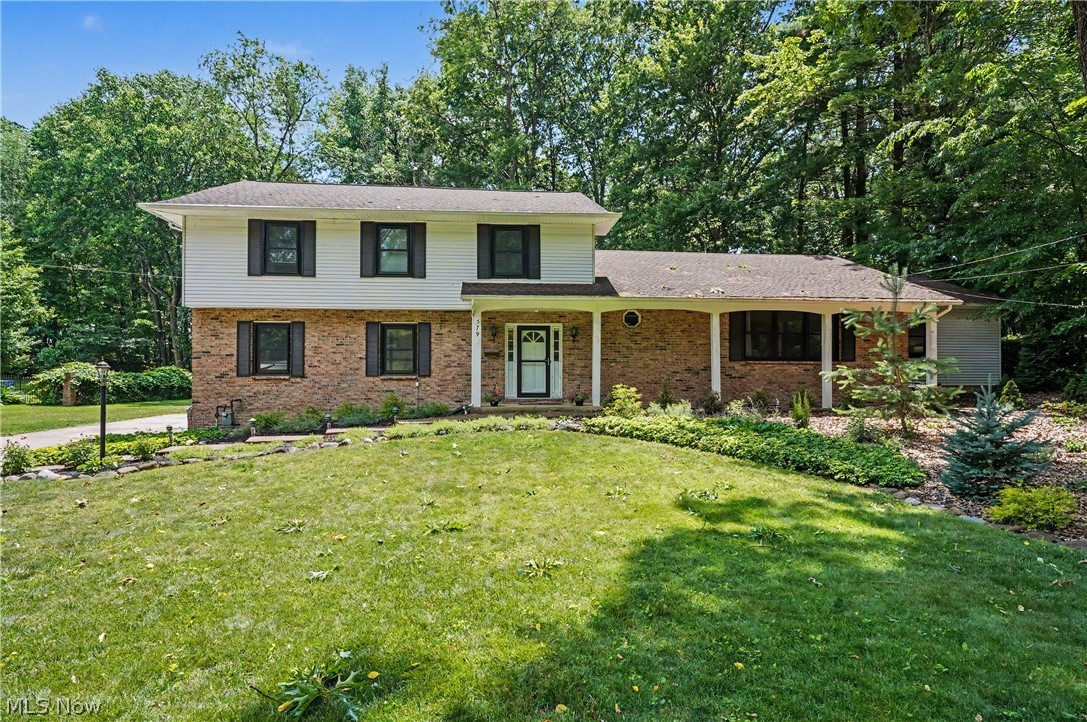 379 Nob Hill Drive Akron OH 44303