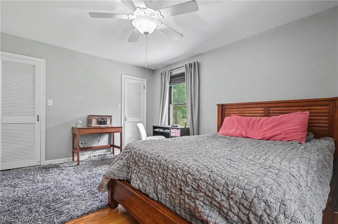 379 Nob Hill Drive Akron OH 44303