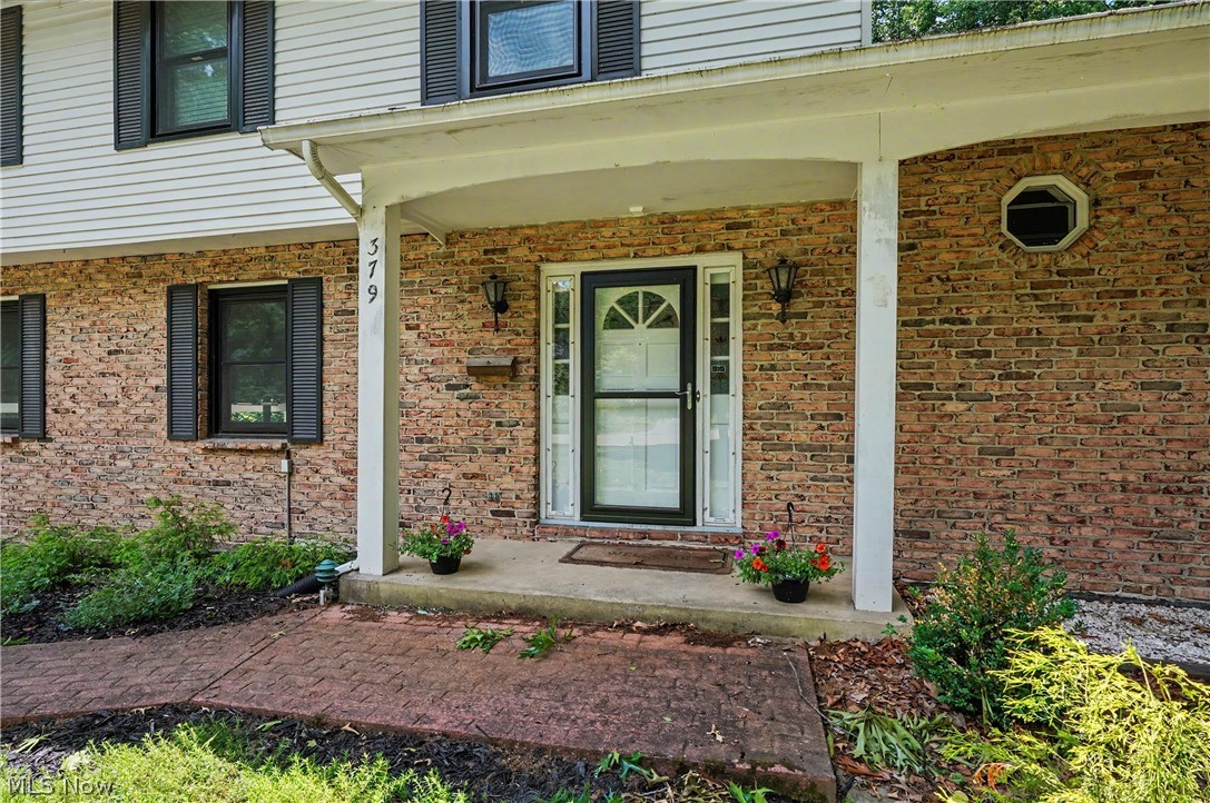 379 Nob Hill Drive Akron OH 44303