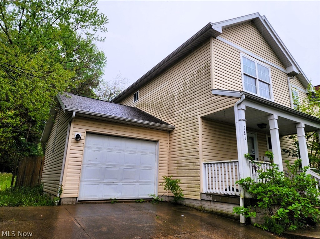 781 Amherst Street Akron OH 44311