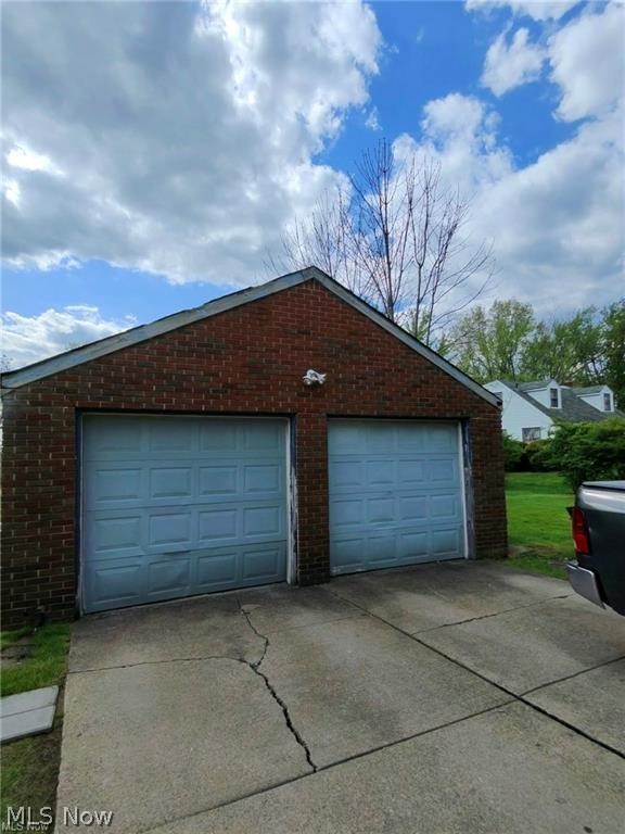 2156 Mcguffey Road Youngstown OH 44505