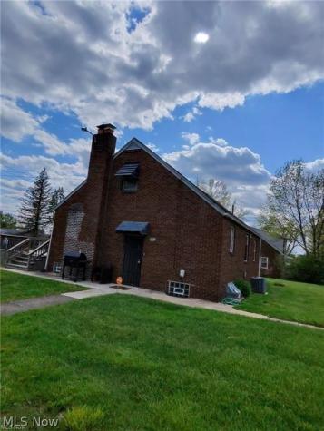 2156 Mcguffey Road Youngstown OH 44505