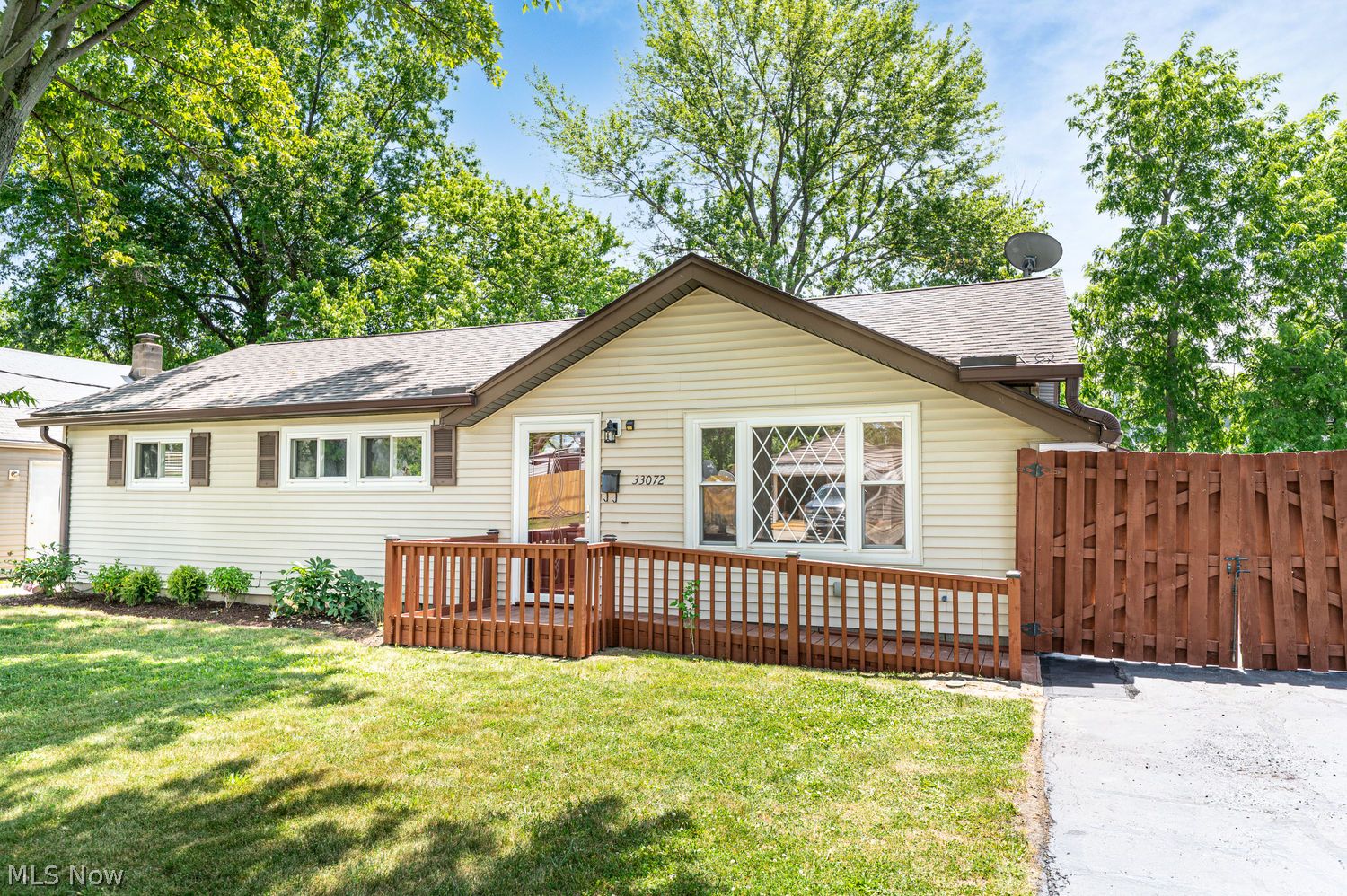 33072 Edward Avenue Eastlake OH 44095
