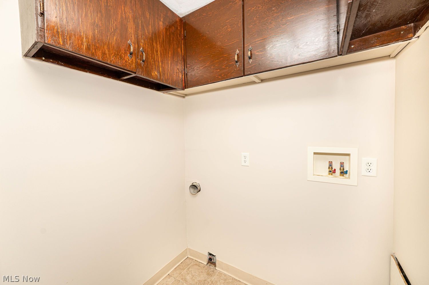 33072 Edward Avenue Eastlake OH 44095