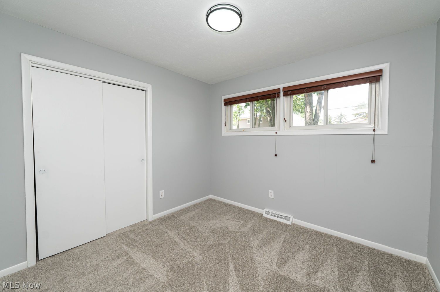 33072 Edward Avenue Eastlake OH 44095
