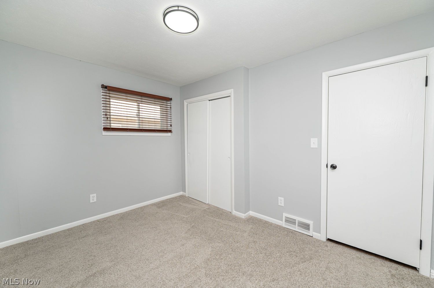 33072 Edward Avenue Eastlake OH 44095