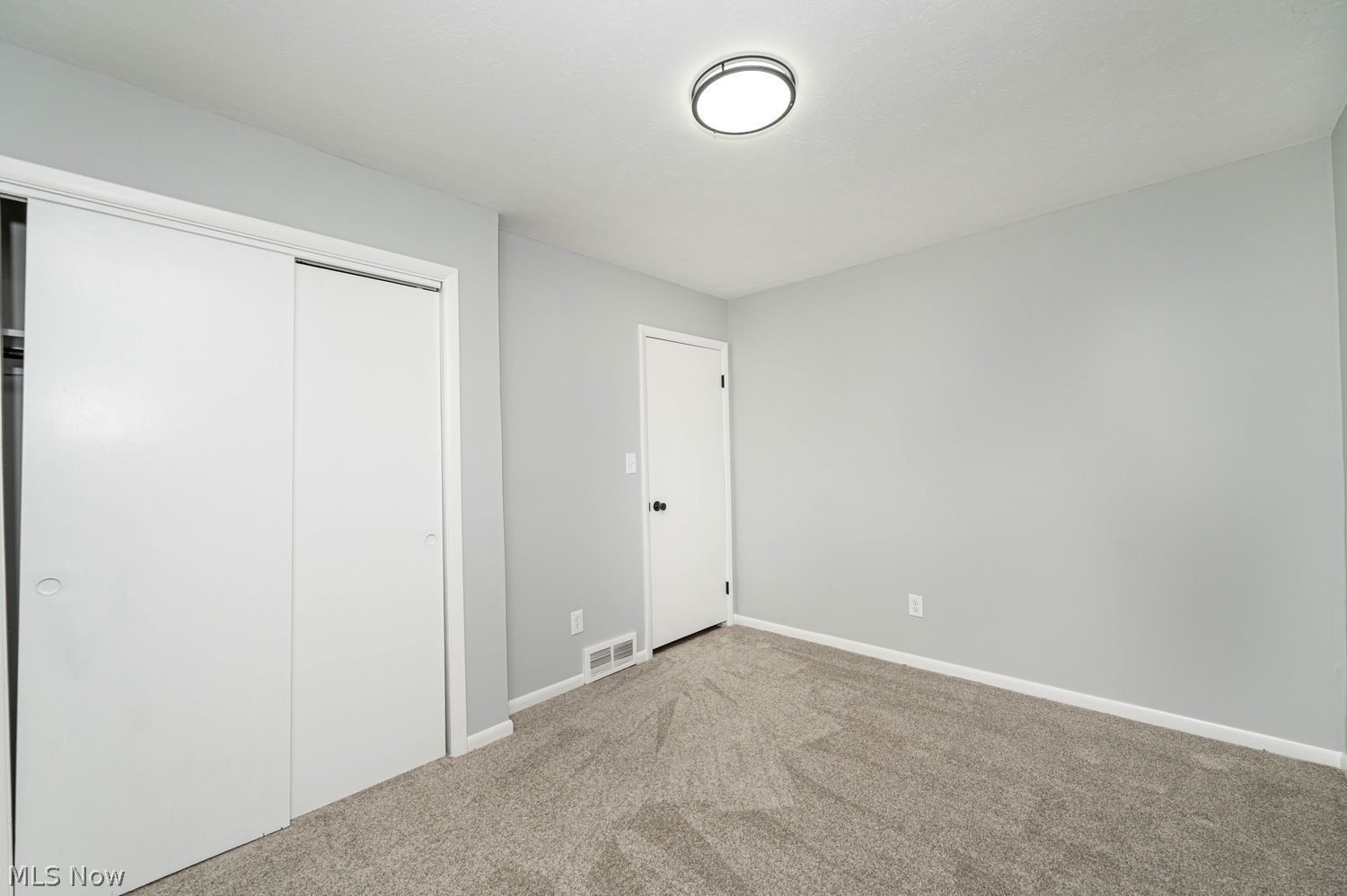 33072 Edward Avenue Eastlake OH 44095