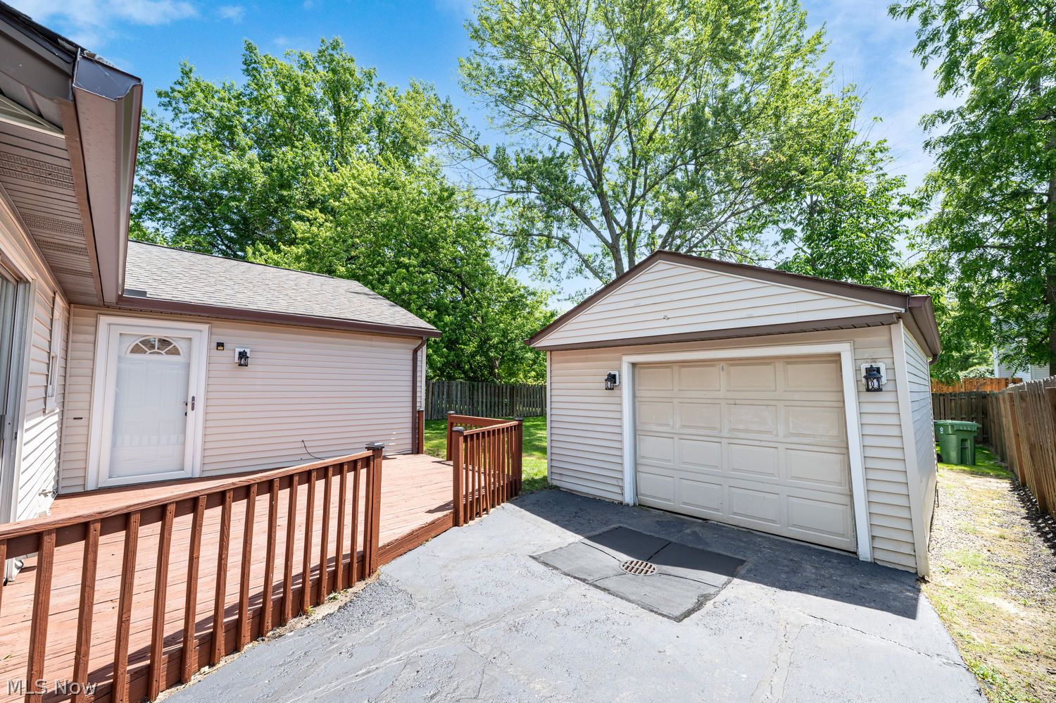 33072 Edward Avenue Eastlake OH 44095