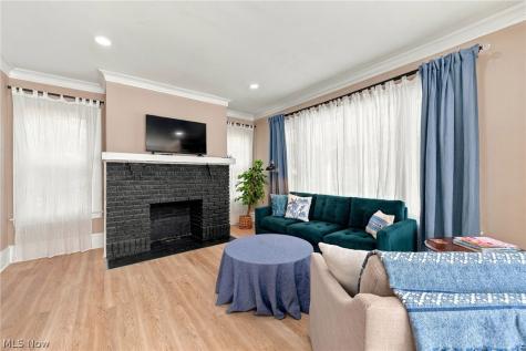 3321 Beechwood Avenue Cleveland Heights OH 44118