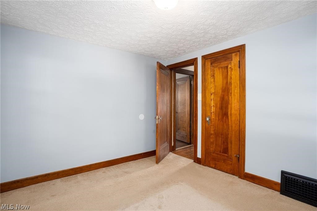 41 E Rosewood Avenue Akron OH 44301
