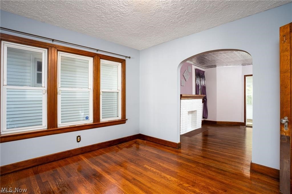 41 E Rosewood Avenue Akron OH 44301