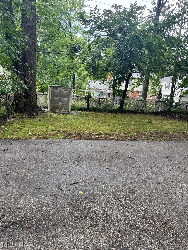 19317 Wickfield Avenue Warrensville Heights OH 44122