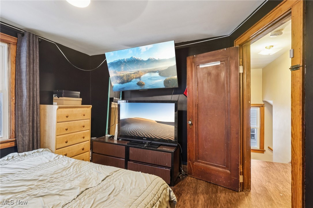 1281 Neptune Avenue Akron OH 44301