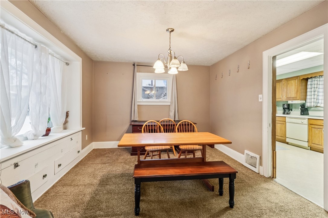 1281 Neptune Avenue Akron OH 44301