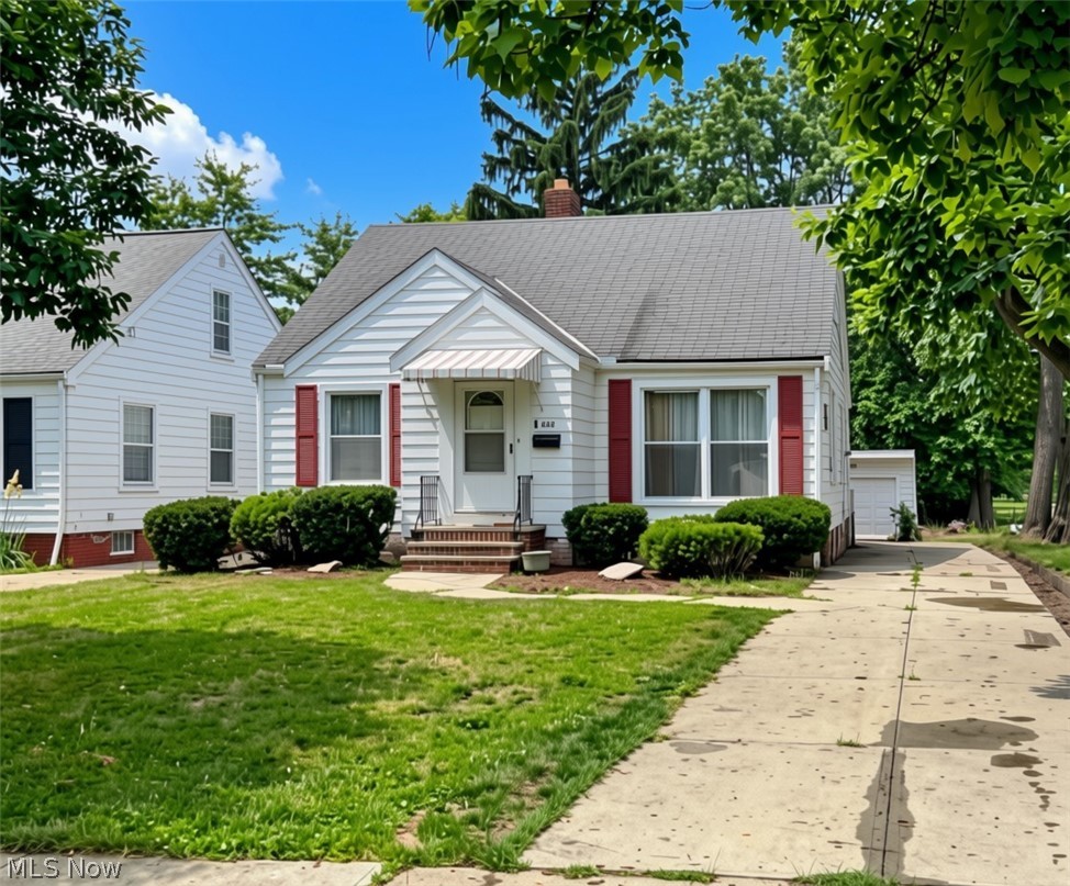 854 E 250 Street Euclid OH 44132