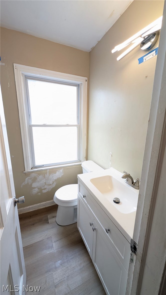 854 E 250 Street Euclid OH 44132