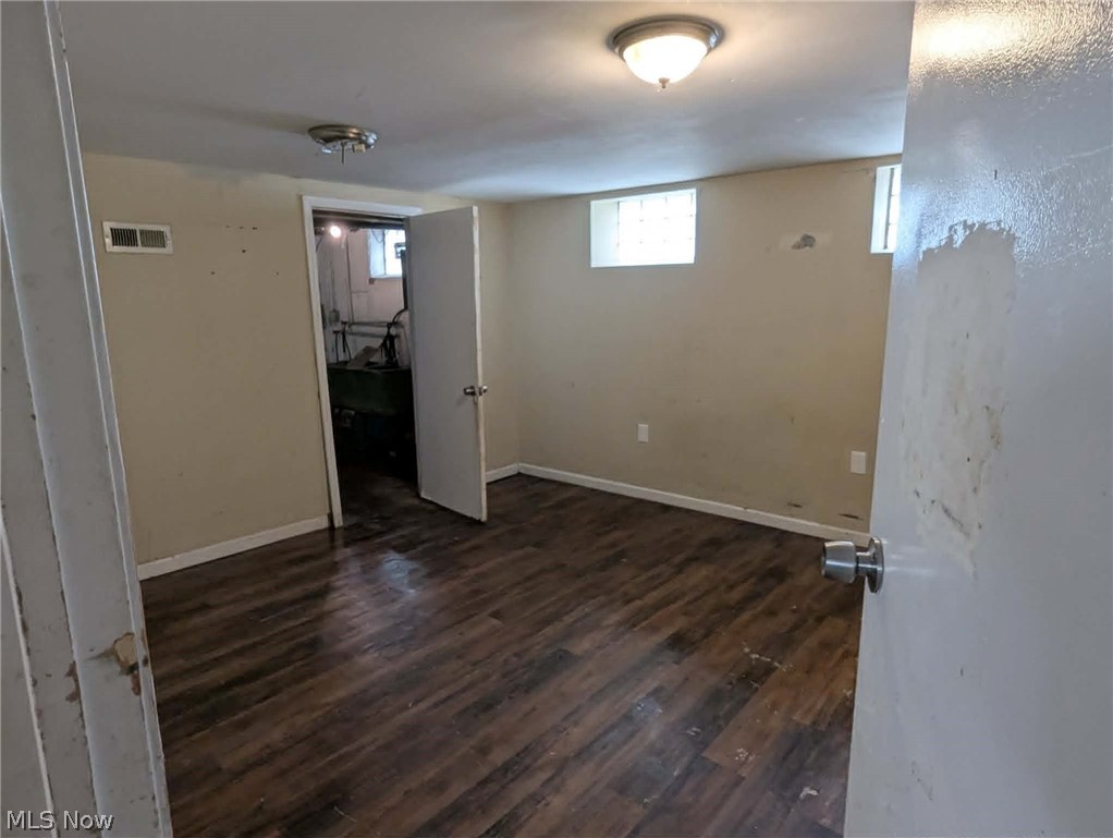 854 E 250 Street Euclid OH 44132