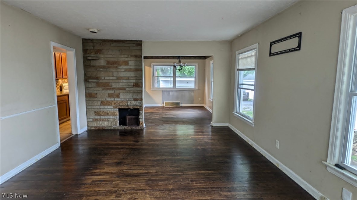 854 E 250 Street Euclid OH 44132
