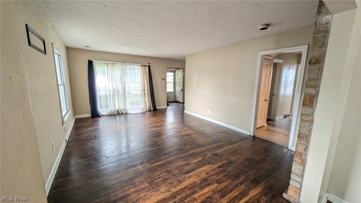 854 E 250 Street Euclid OH 44132