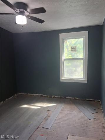 1775 Wickford Cleveland OH 44112