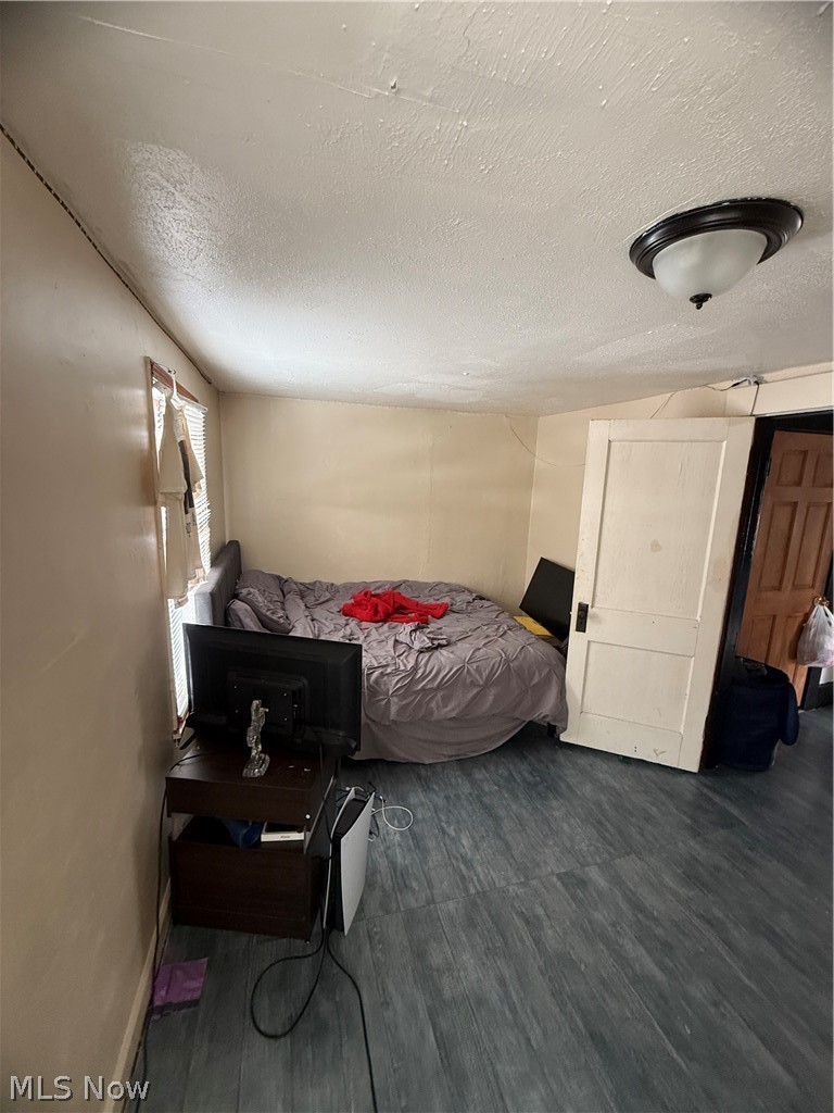 2046 N Park Avenue Warren OH 44483