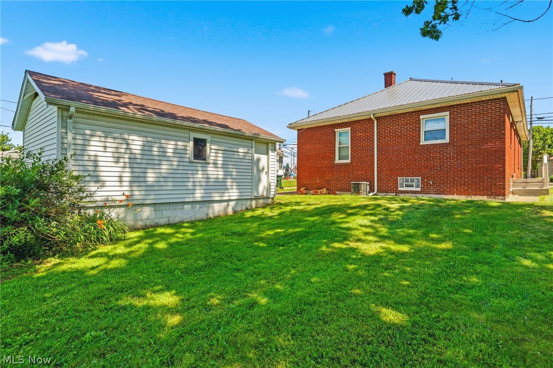 577 5th Street Carrollton OH 44615
