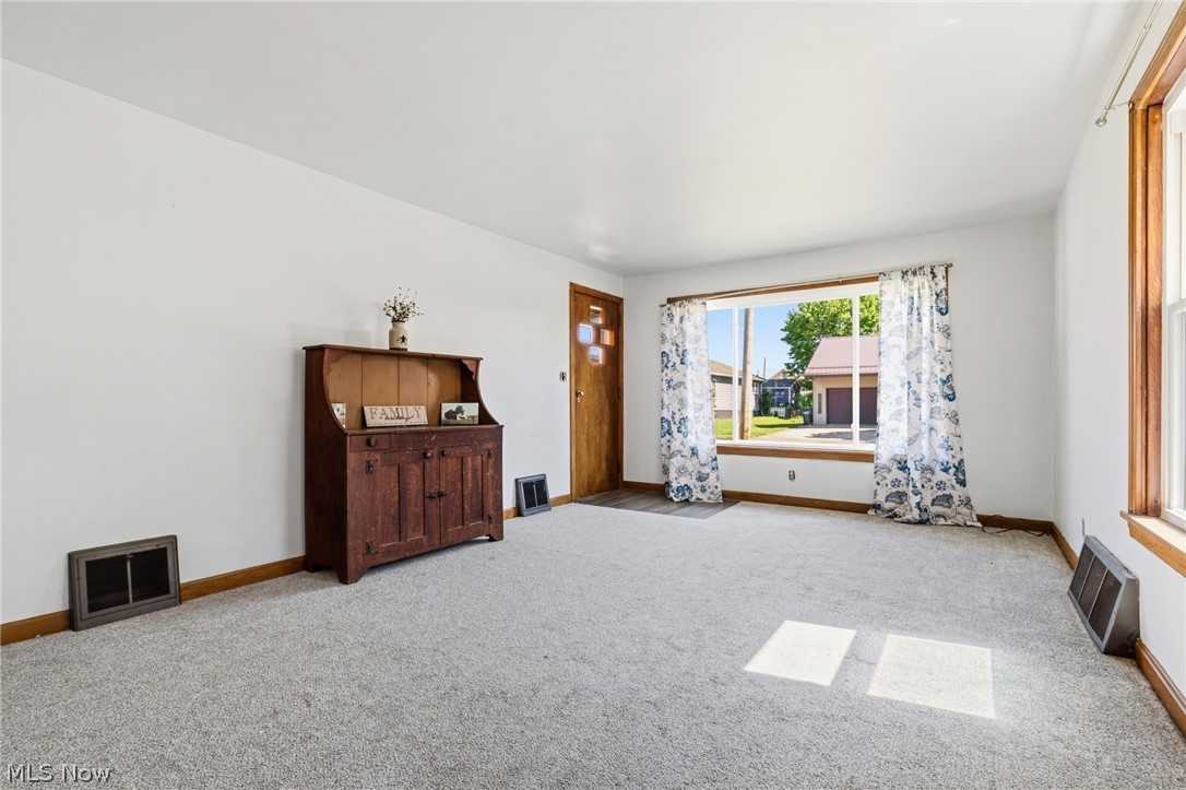577 5th Street Carrollton OH 44615