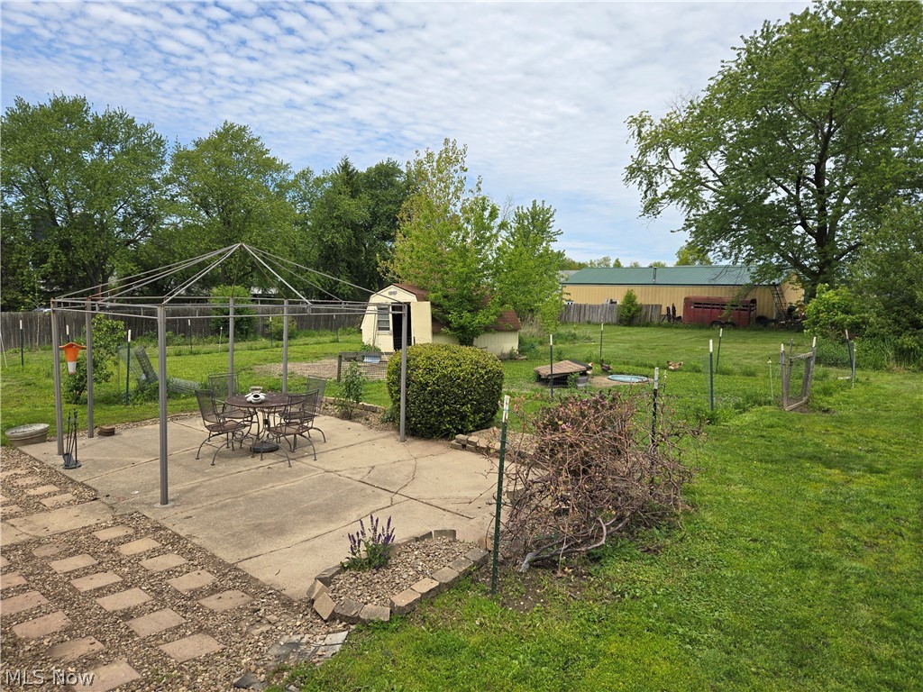 9714 Krabill Road Sterling OH 44276