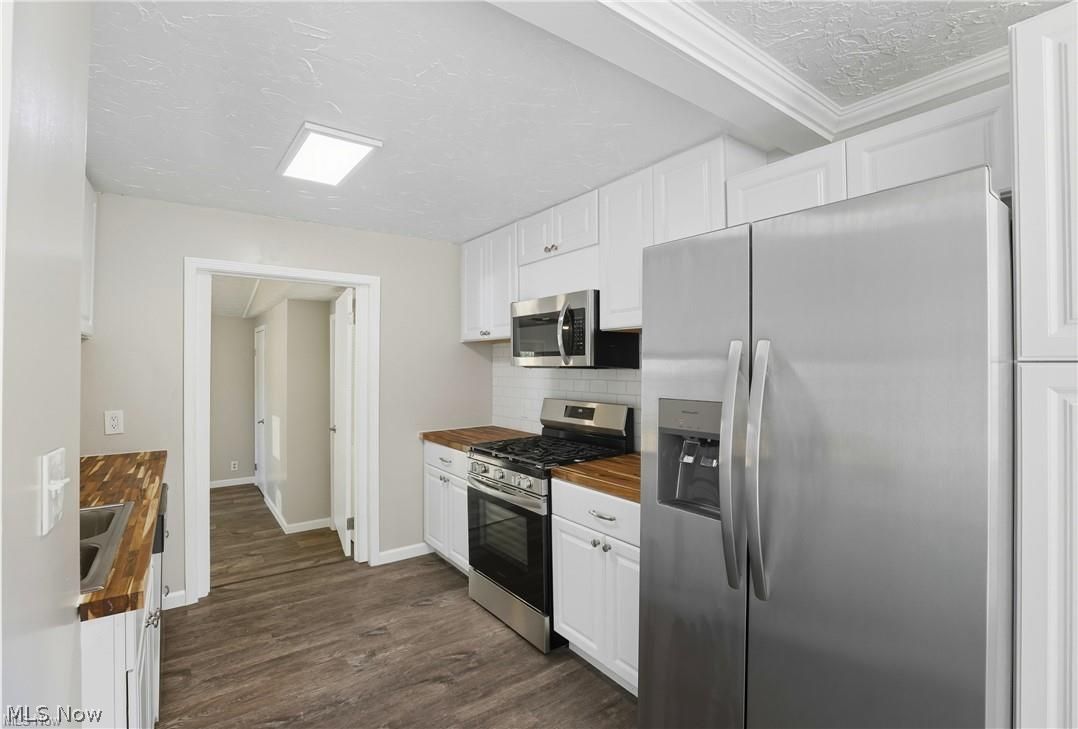 191 Norman Avenue Avon Lake OH 44012