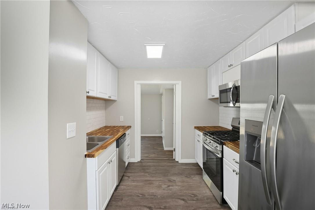 191 Norman Avenue Avon Lake OH 44012