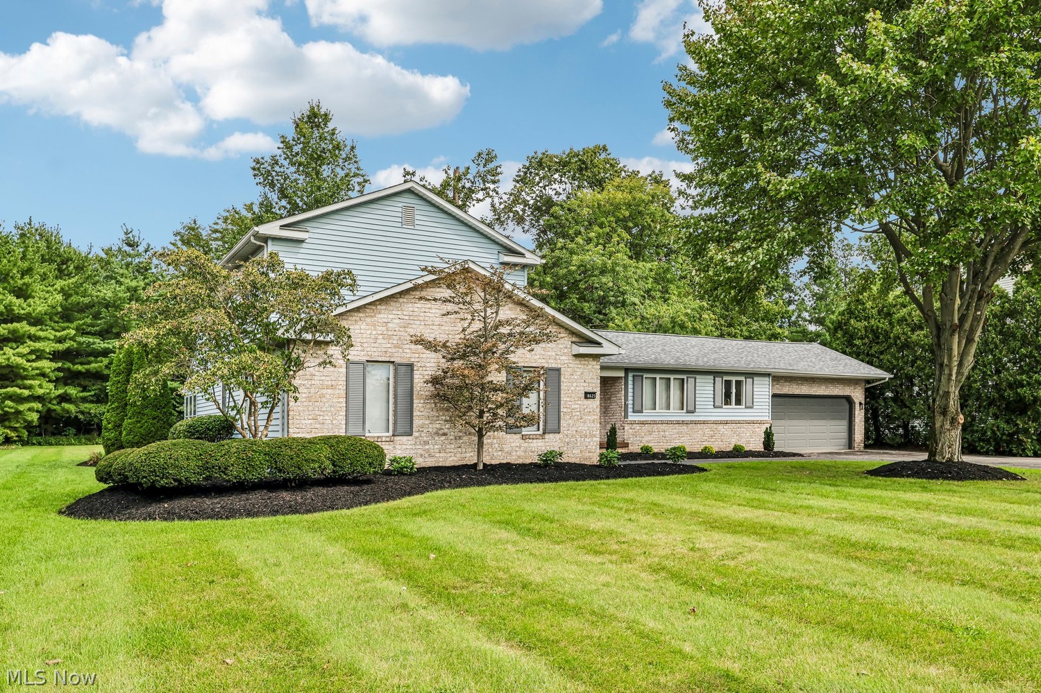 8625 Four Seasons Trail Poland OH 44514