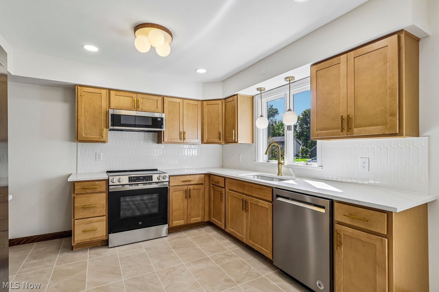 8625 Four Seasons Trail Poland OH 44514