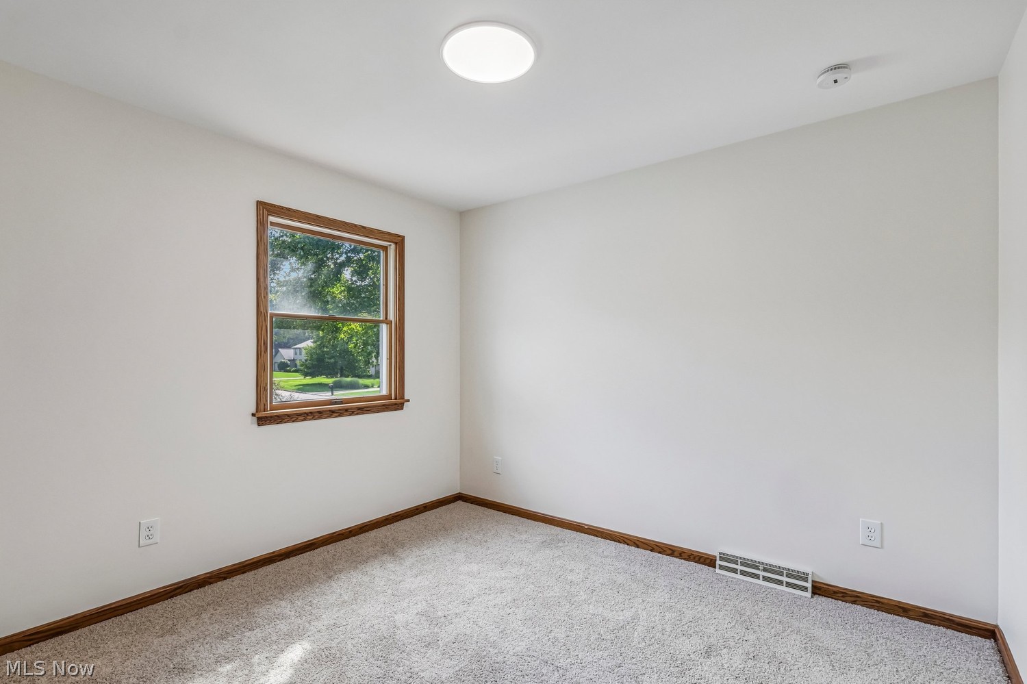 8625 Four Seasons Trail Poland OH 44514