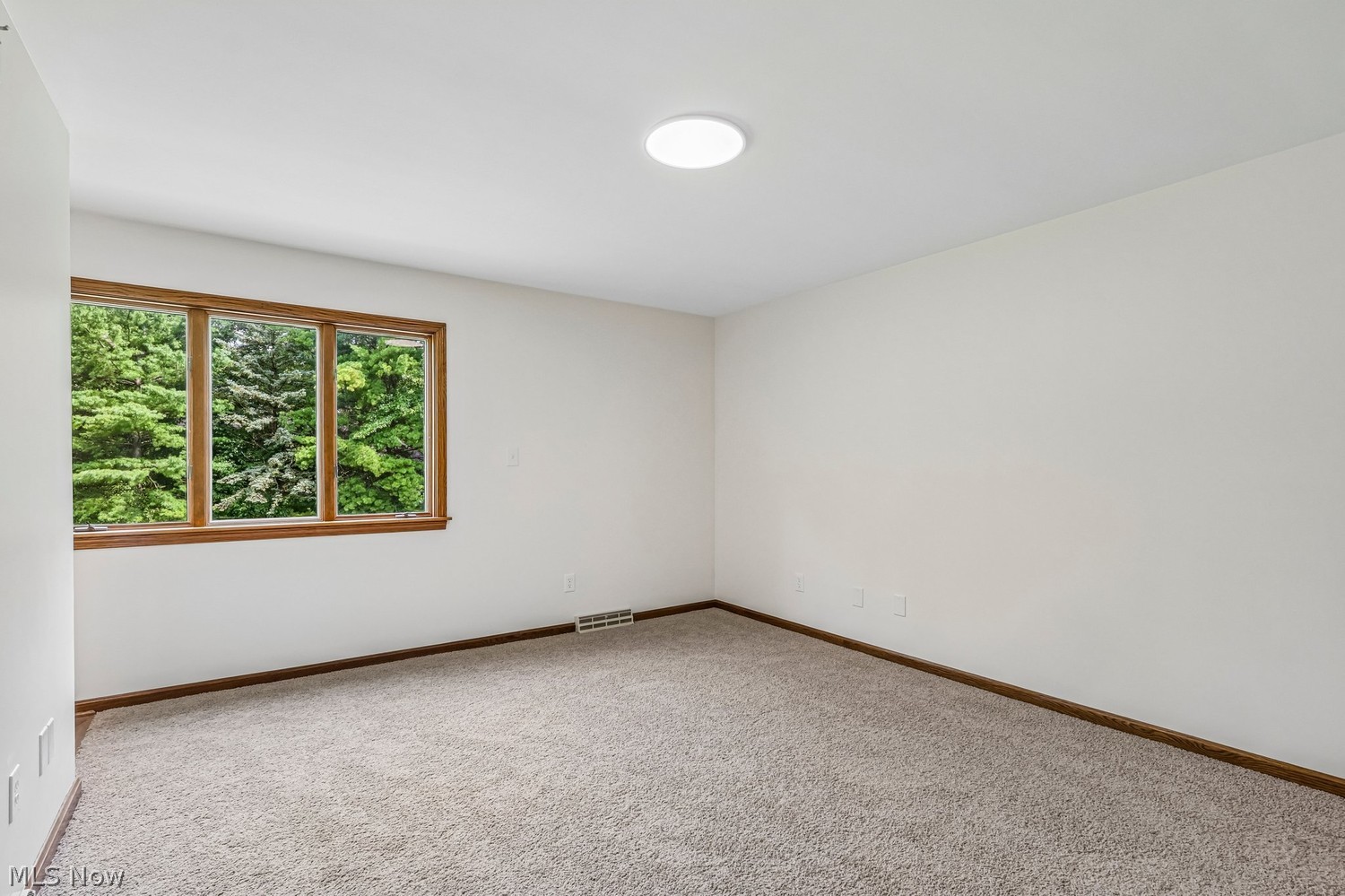 8625 Four Seasons Trail Poland OH 44514