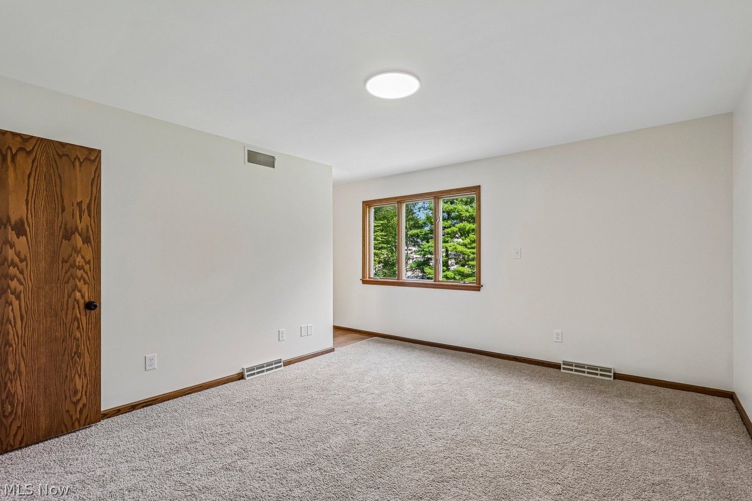 8625 Four Seasons Trail Poland OH 44514