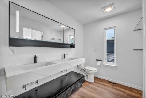 1872 W 57th Street Cleveland OH 44102
