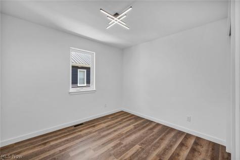 1872 W 57th Street Cleveland OH 44102